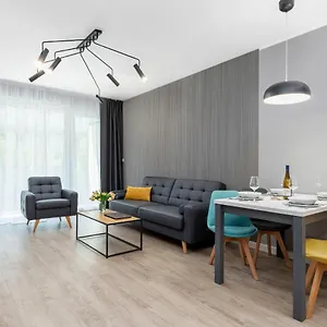 Modern Center By Renters Apartment